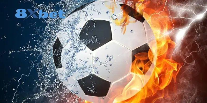 Quả bóng nửa bốc lửa nửa tóe nước, gợi những kết quả world cup đảo chiều ở vòng knock-out